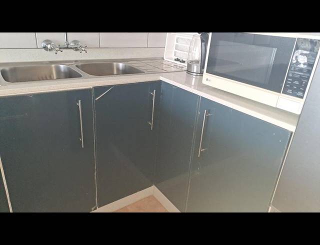 2 BEDROOM APARTMENT FOR SALE IN WINKLESPRUIT